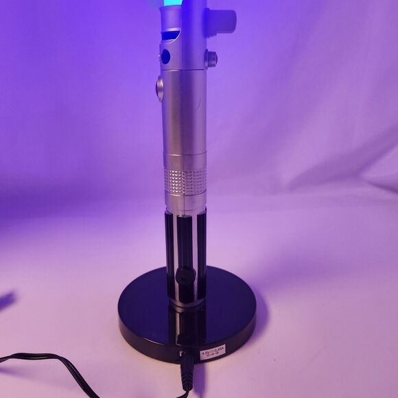 Star Wars Luke Skywalker Lightsaber LED Lamp 23 Inch Desk Lamp Night Light - Picture 7 of 16